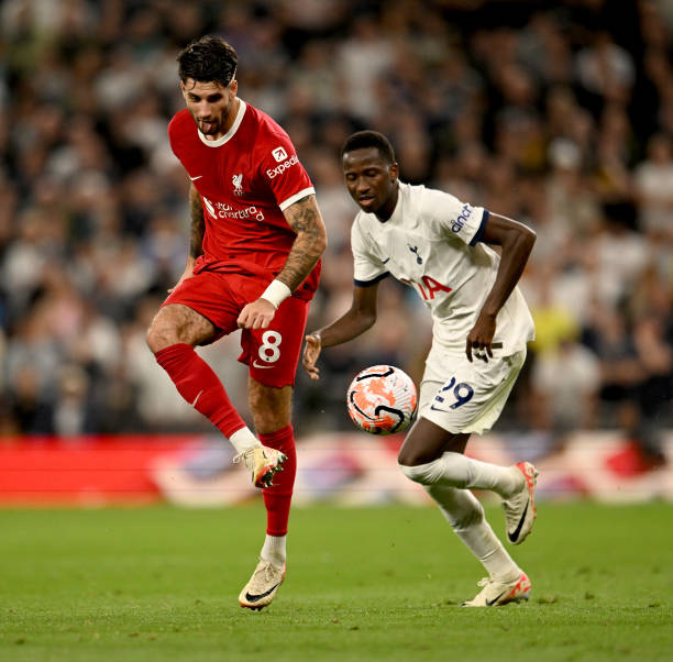 在全球足坛 在全球足坛