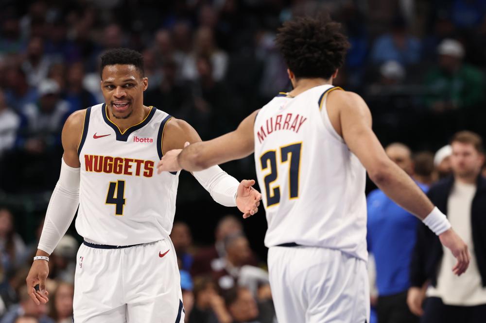 而新疆队则 而新疆队则