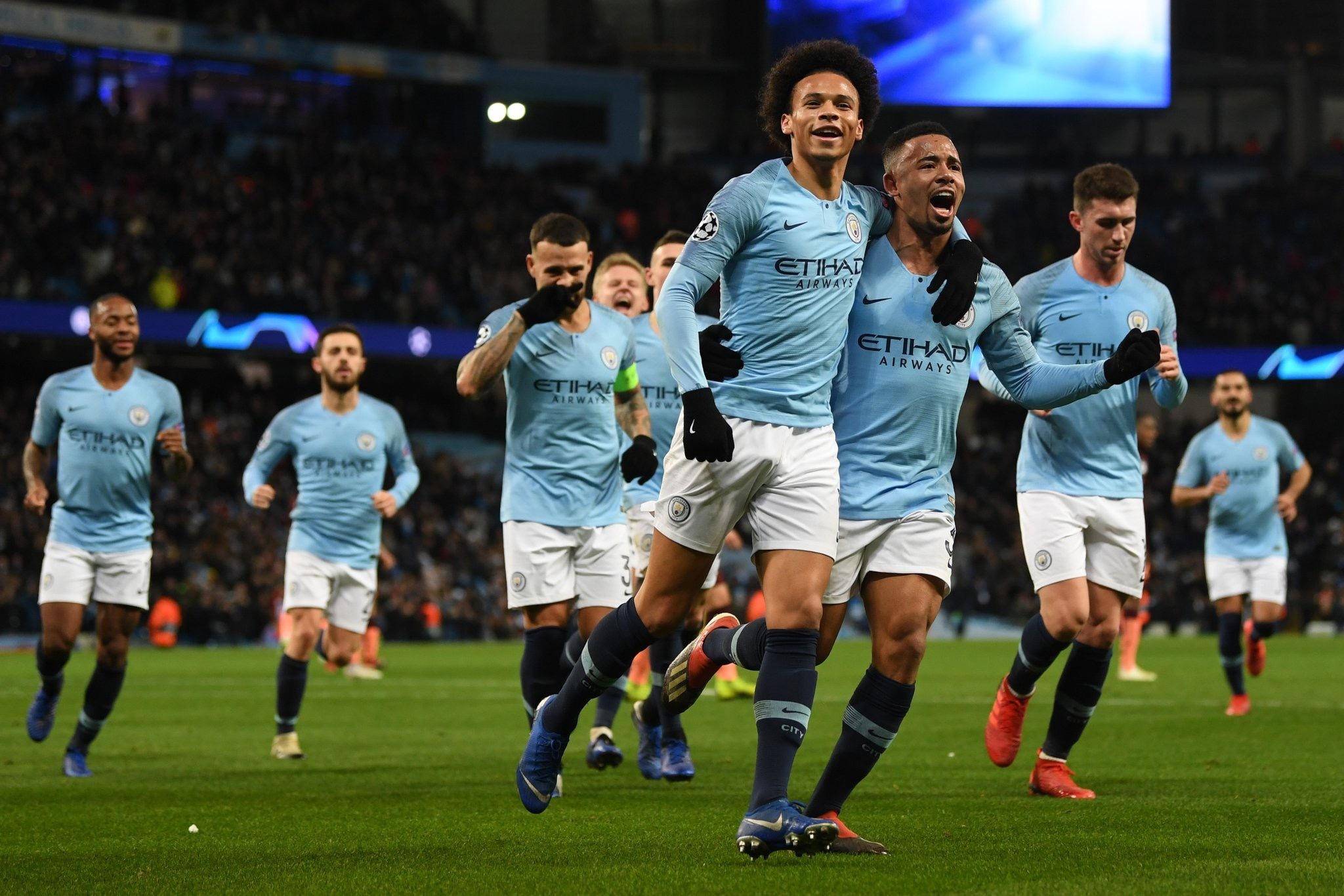 年轻球员与 年轻球员与